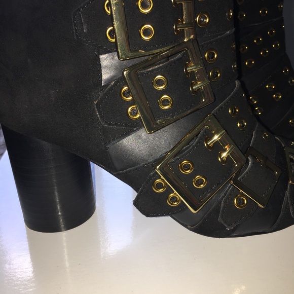 & Other stories Multi Buckle Ankle Boots - Picture 4 of 8